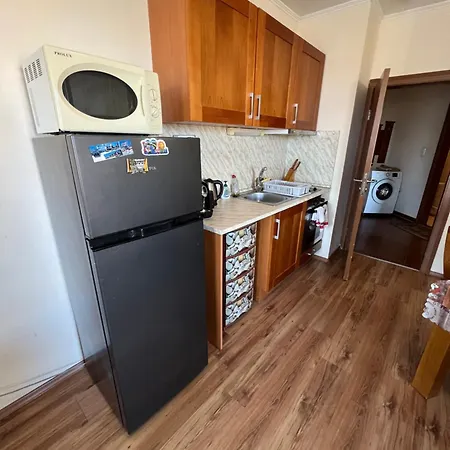 D50 Cedar 4 * Бансько