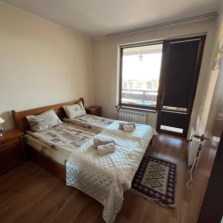 D50 Cedar 4 * Бансько