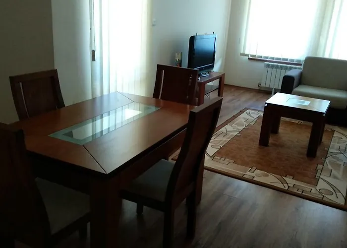 D50 Cedar 4 班斯科